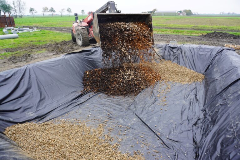 houtsnipper-ijzerzandfilter verwijdert fosfaat en nitraat uit drainagewater.
